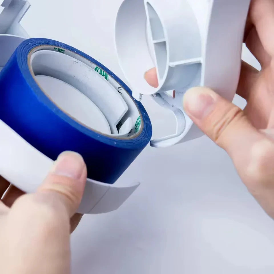 Painter's tape applicator – effortlessly straight paint lines